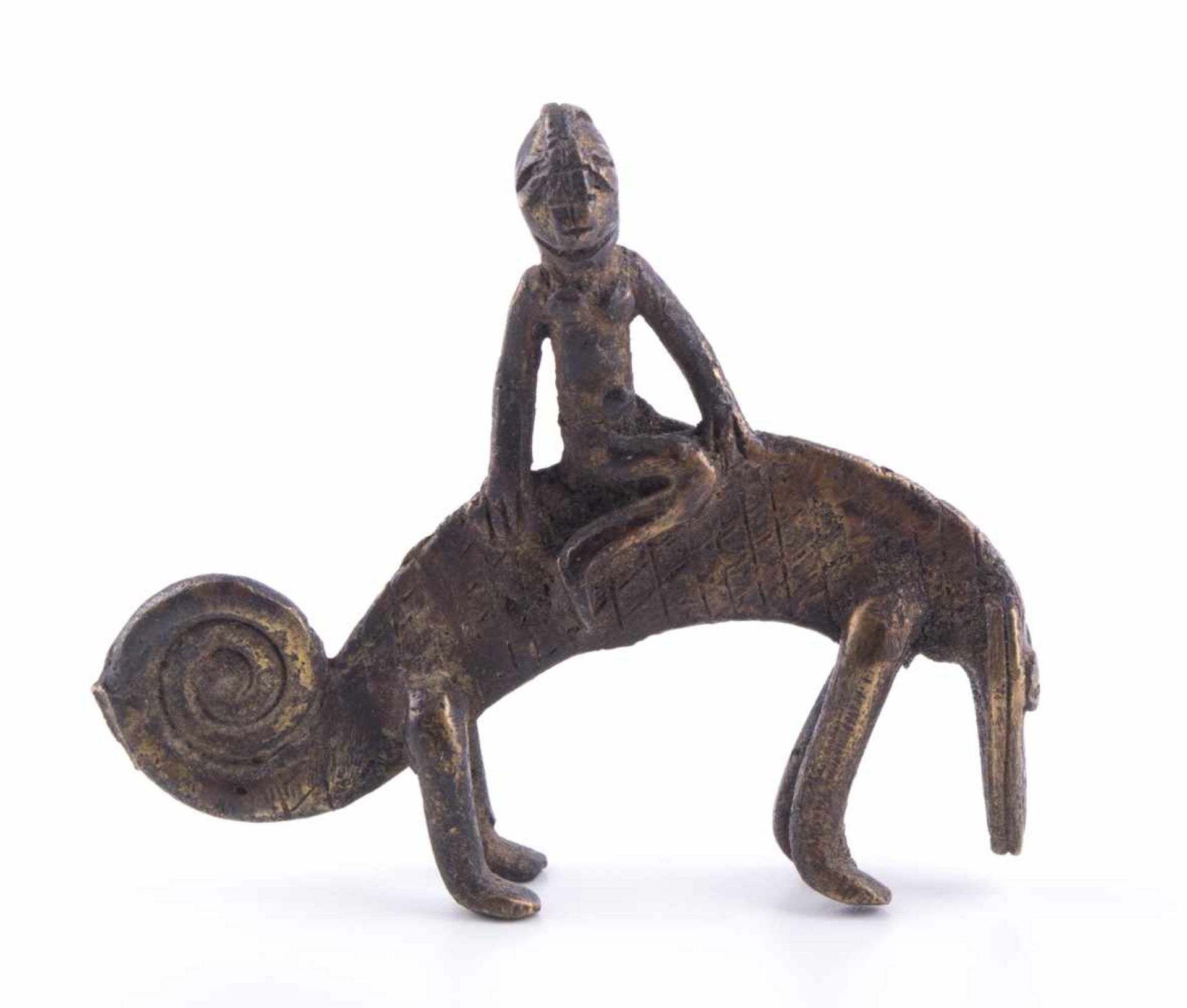 Ashanti Figur Afrika um 1900 / Ashanti figure, Africa about 1900 Goldgewicht, Bronze, 62 mm x 72 mm,