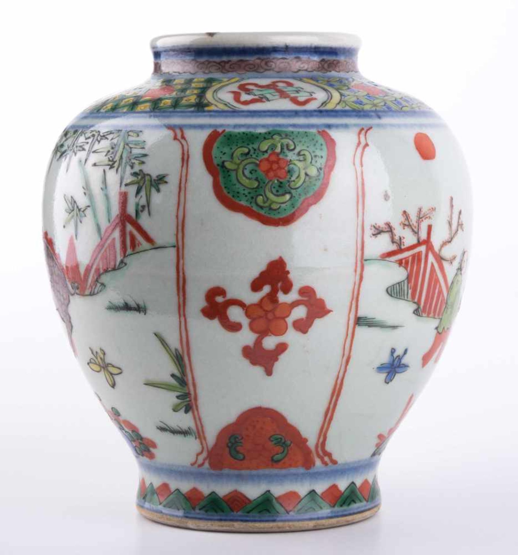 Vase China 19./20. Jhd. ? umlaufend reliefierter floraler-, Ornament- und Landschaftsdekor mit - Image 3 of 7