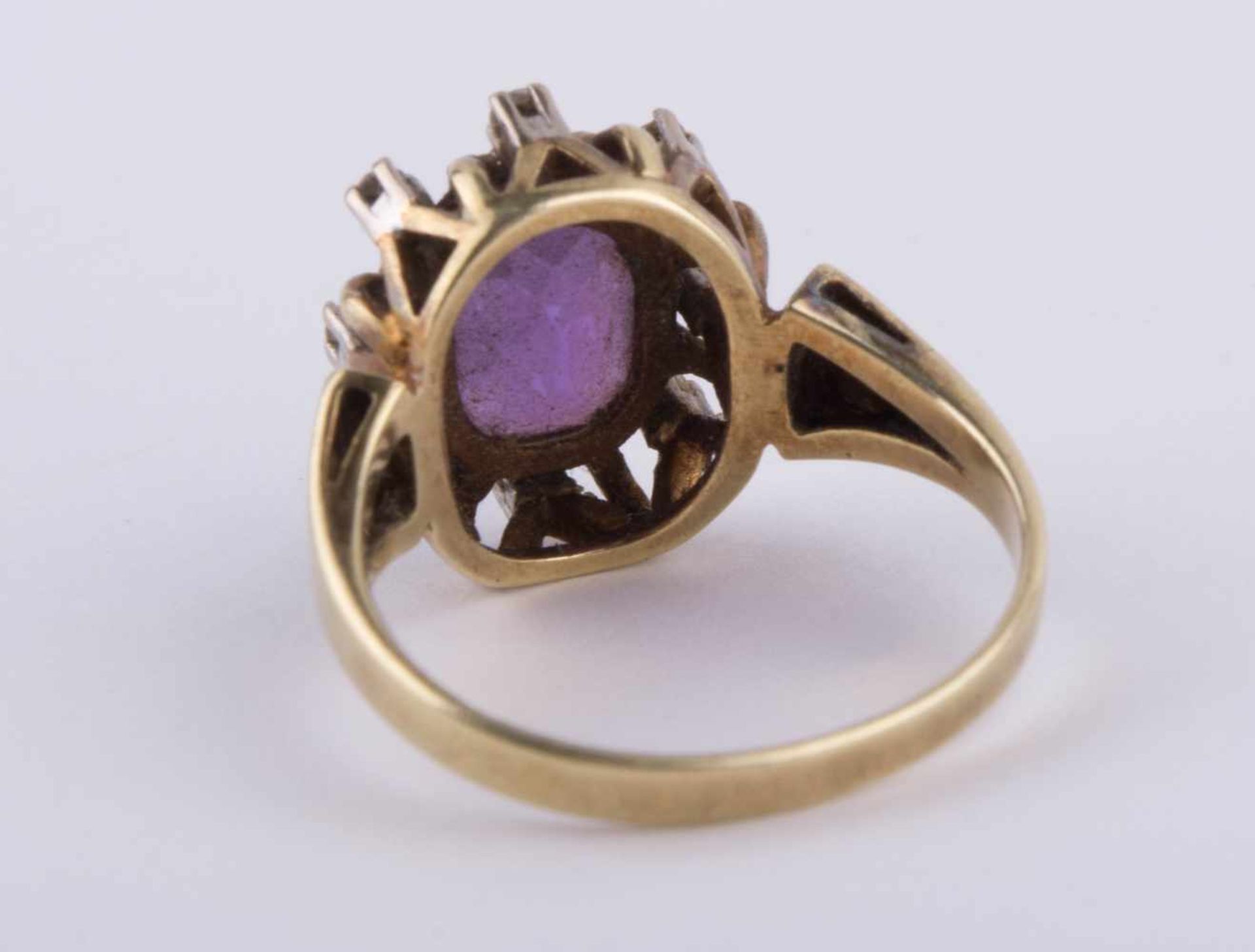 Damen Amethyst-Diamantring / Women's amethyst-diamond gold ring GG 585/000, RG ca. 58, 8 kleine - Bild 8 aus 10