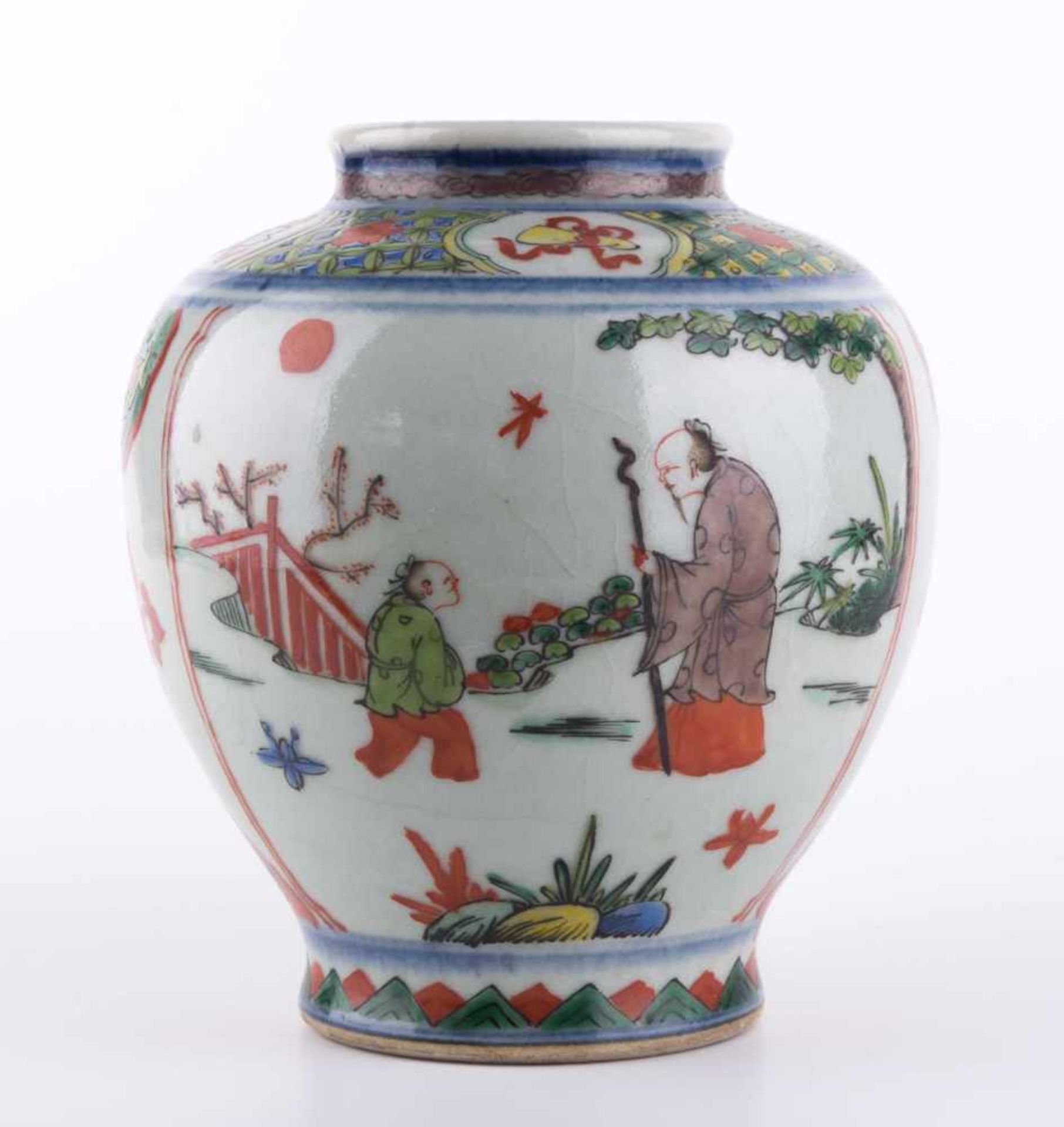 Vase China 19./20. Jhd. ? umlaufend reliefierter floraler-, Ornament- und Landschaftsdekor mit