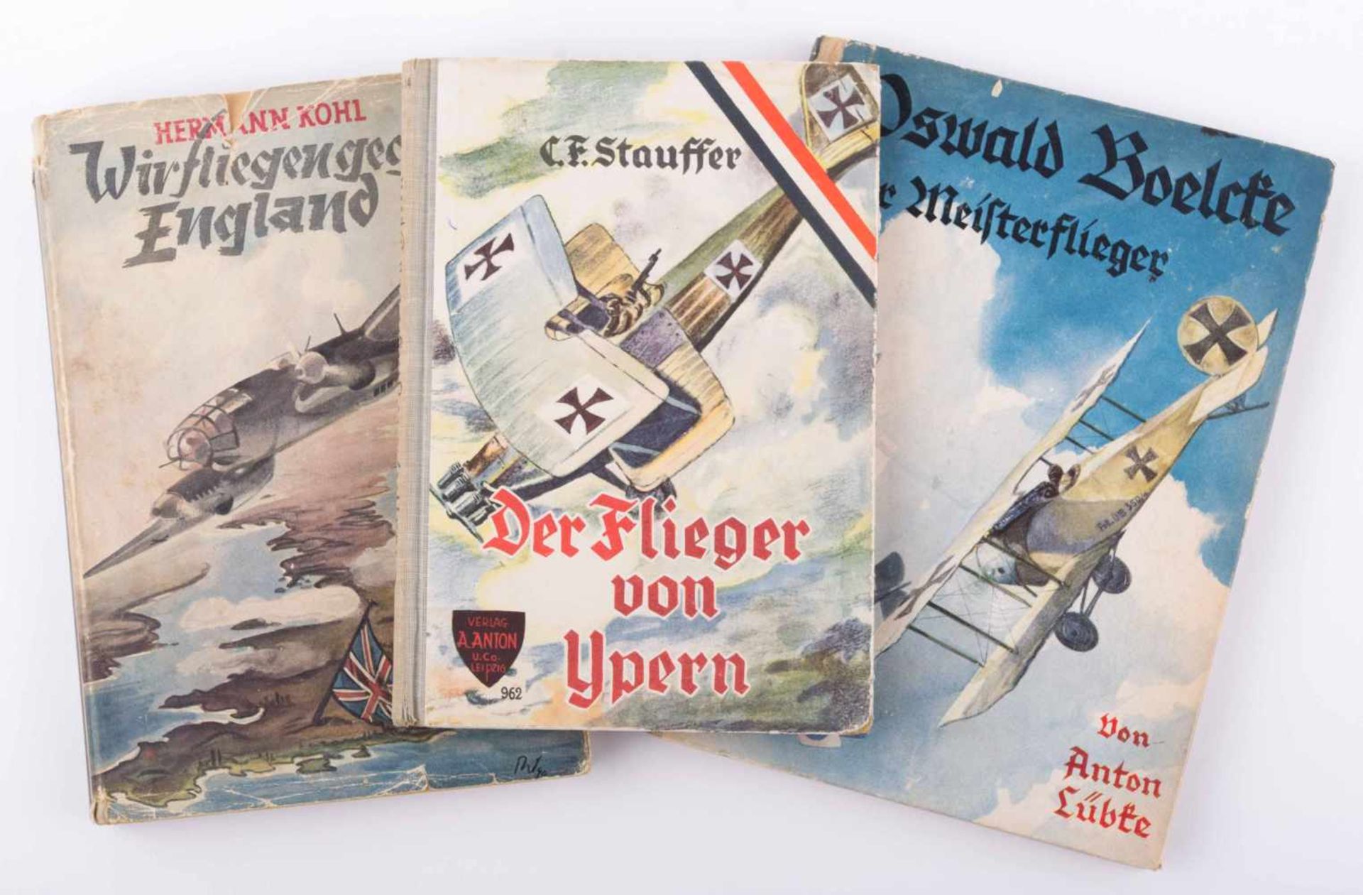 Konvolut Bücher II. WK 3 Stück, dabei: Oswald Boelcke der Meisterflieger, Wir fliegen gegen