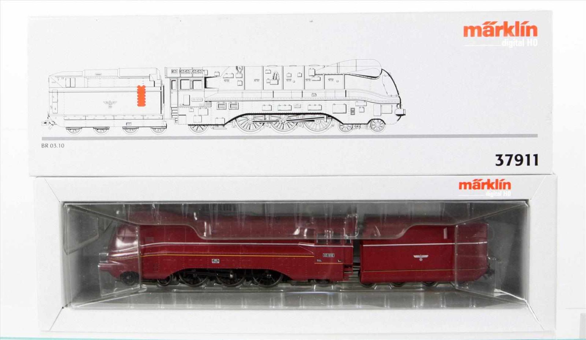 Märklin Dampflokomotive 37911 Modell 03 1012 der BR 03.10, DRG, Stromlinien Schnellzuglokomotive mit