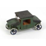 Fahrzeug *Hanomag* mit Fahrer Seiffener Miniatur, Holz farbig mit Zinnräder, L ca. 6 cm, mit Fahrer,