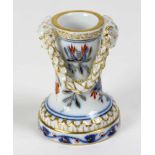 Meissen Widderkopf Vase um 1900 Porzellan mit blauer Schwertermarke der Porzellanmanufaktur