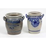 2 Henkeltöpfe Keramik ungemarkt, leicht gebauchte Form mit abgesetzten Rändern u. je beidseitigen