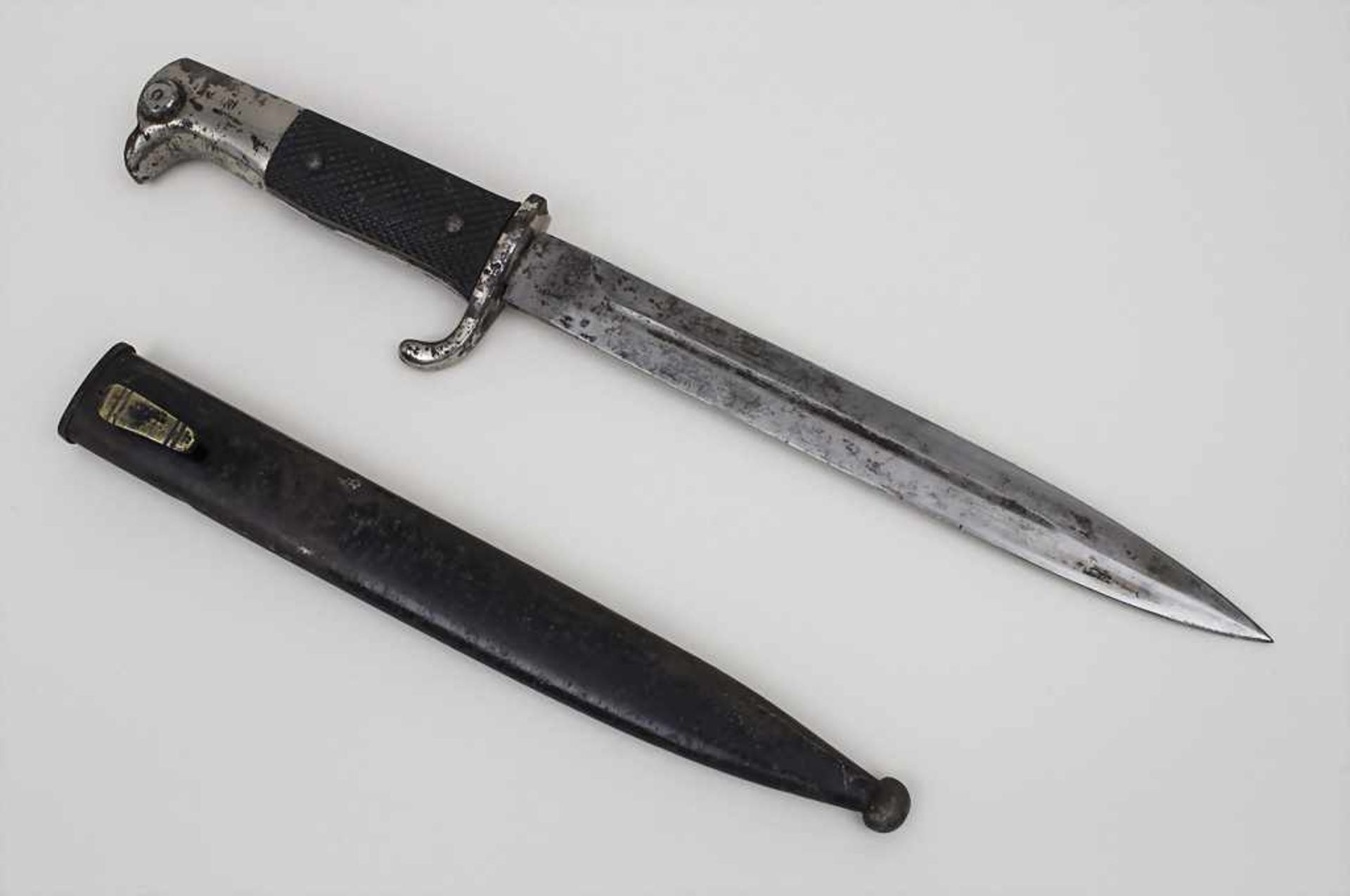 Ausgehbayonett / A Bayonet, 3. Reich Material: Metall und Griffschalen aus Bakelit,Länge: 35 cm,