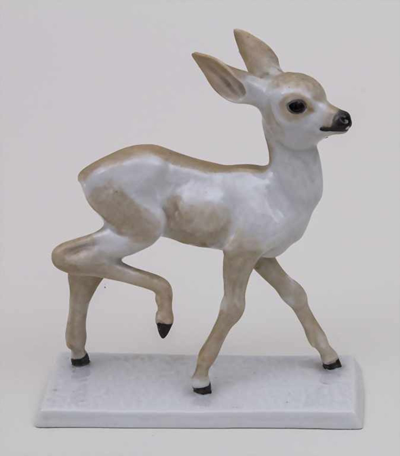 Rehkitz / A Fawn, Rosenthal, Bahnhof-Selb, 1935 Material: Porzellan, dezent bemalt u. partiell