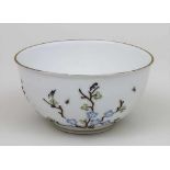 Große Kumme mit 3 reliefierten Kirschblütenzweigen / A Bowl with 3 Cherry Blossom Branches, Meissen,