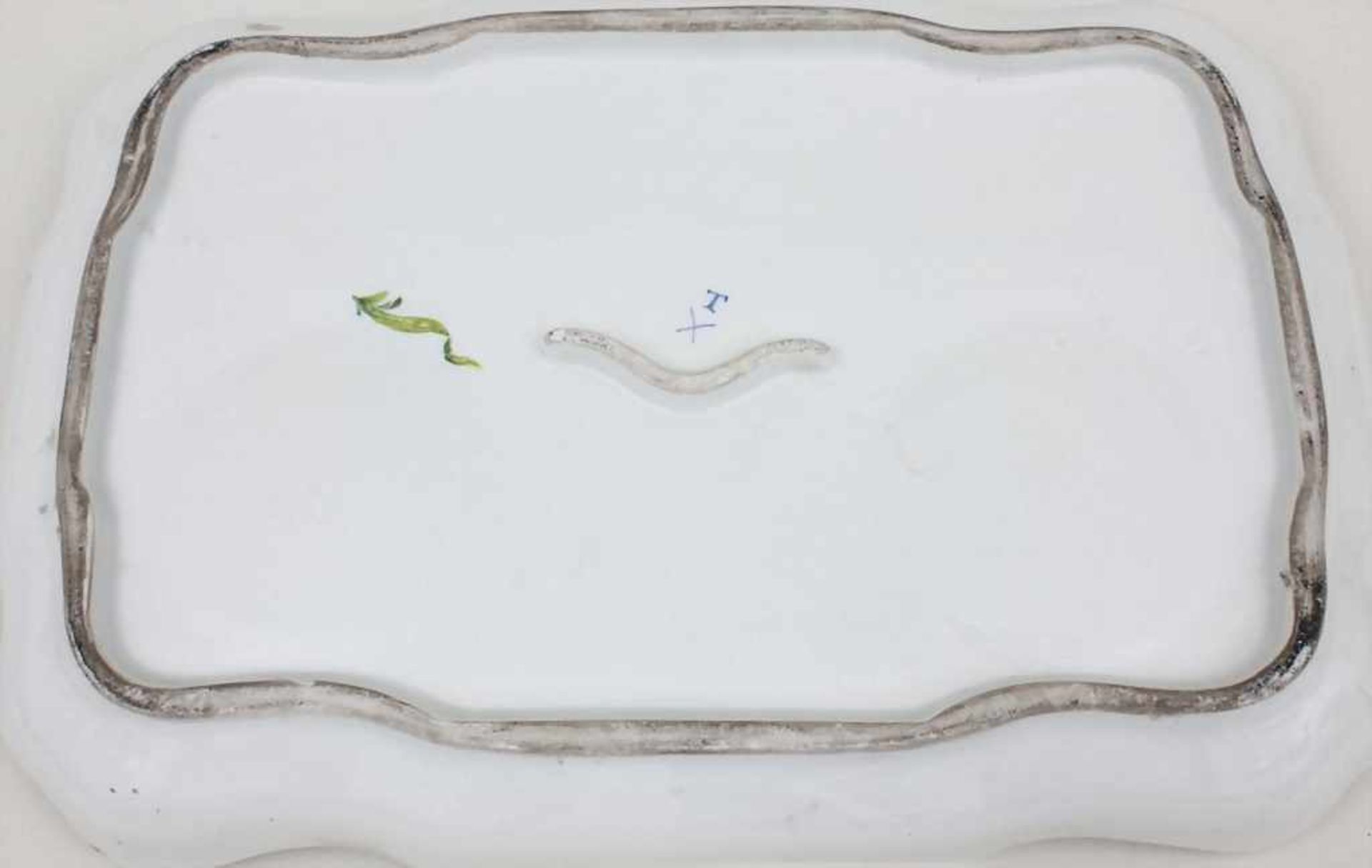 3tlg. Schreibset mit feinen Watteau-Szenen / Tray With Inkpot And Sand Cellar, Carl Thieme, - Bild 3 aus 3
