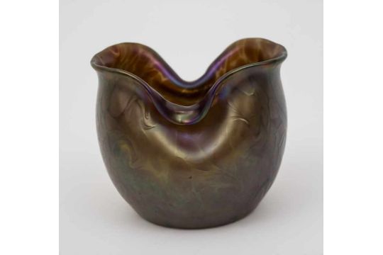 Jugendstil Vase / A Papillion Art Glass Vase, Johann Loetz Witwe, Klostermühle, um 1910 Material: - Bild 2 aus 3