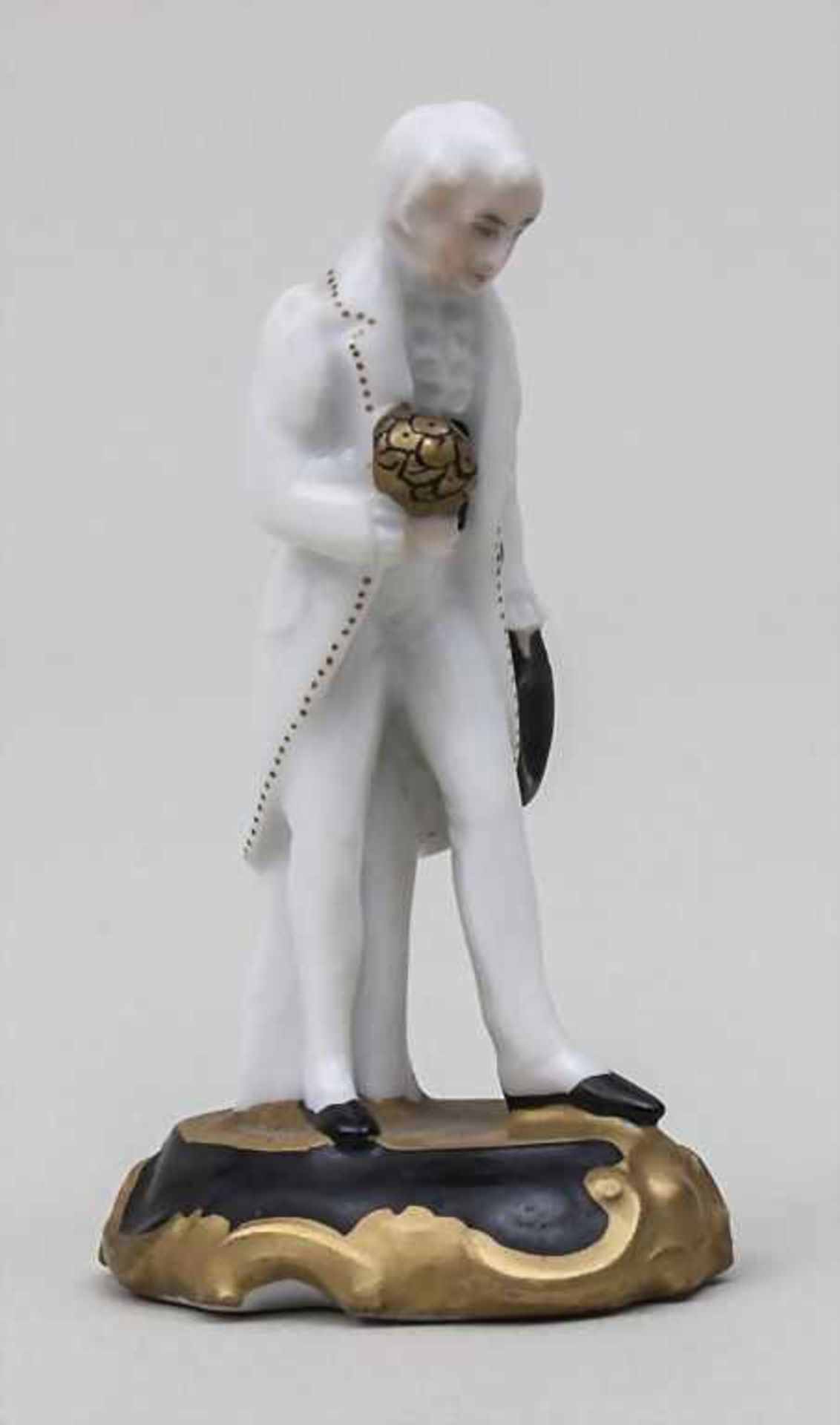 Miniaturfigur 'Kavalier'/ A Miniature Figurine Of A Gentleman, Rosenthal, Selb, um 1920 auf