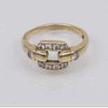 Damenring mit Diamanten / A Ladies Ring with Diamonds Material: Gelbgold 750/000 18 Kt geprüft, 10