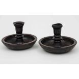 Paar Reiseleuchter/A Pair of Travel Candleholder, 19. Jh. Dosenform, Holz geschnitzt und dunkel