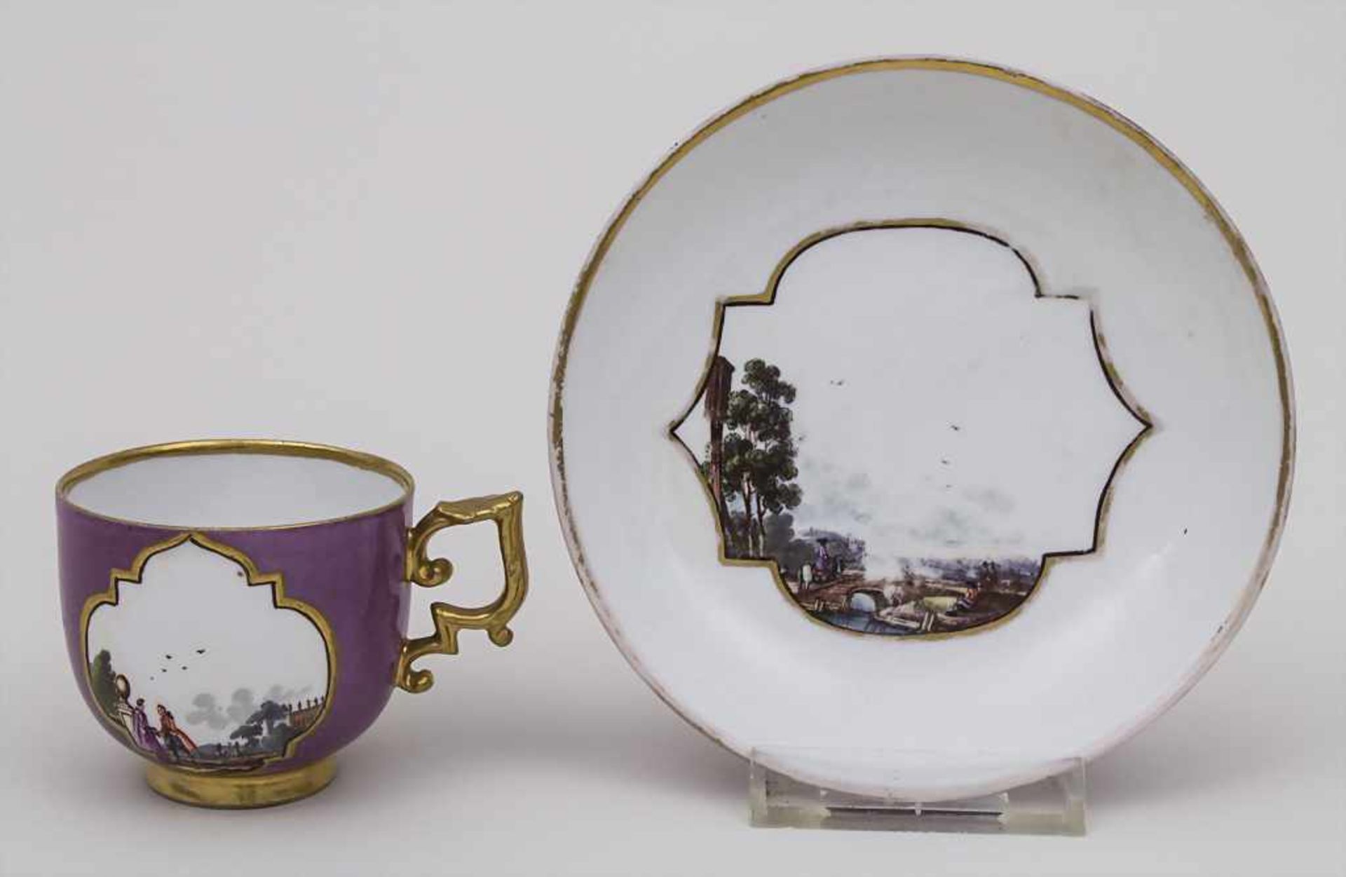 Tasse und UT mit Landschafts- und Watteau-Szenen / A Cup And Saucer With Landscapes, Meissen, um - Bild 2 aus 4