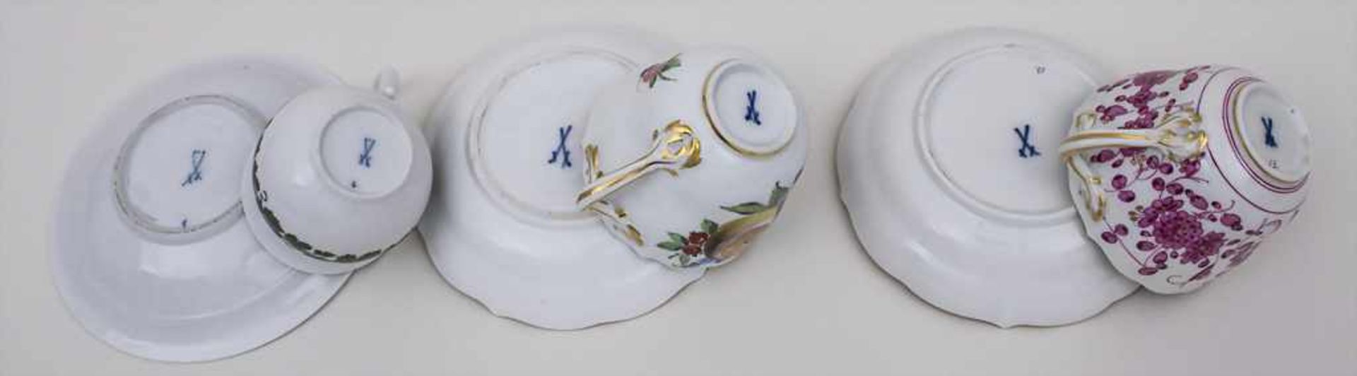 8 Mokkatassen mit 1 Kratervase / 8 Mokka Cups with 1 Vase, Meissen u. Herend, 19./20. Jh. - Bild 4 aus 5