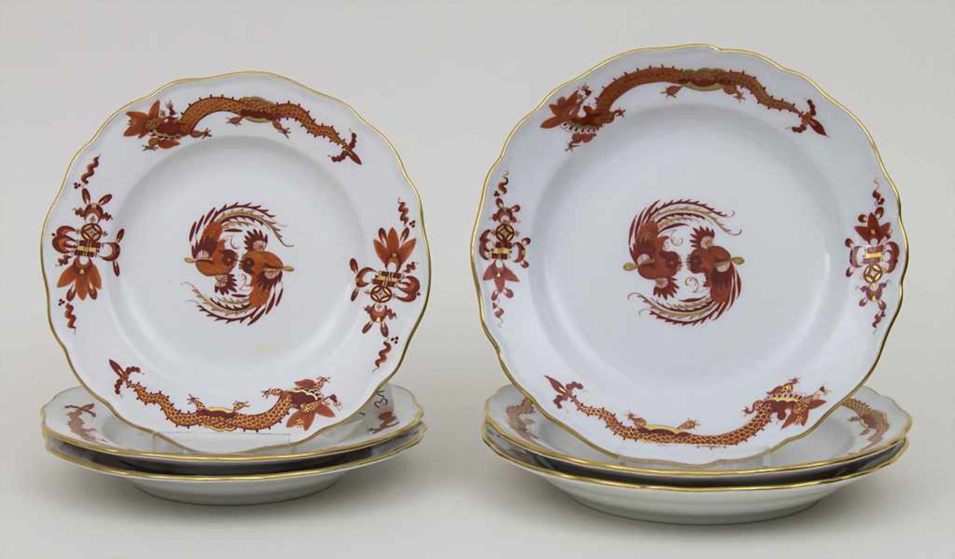 6 Teller 'Roter Drache' / 6 plates 'Red Dragon', Meissen, 1924-34 Material: Porzellan, glasiert,