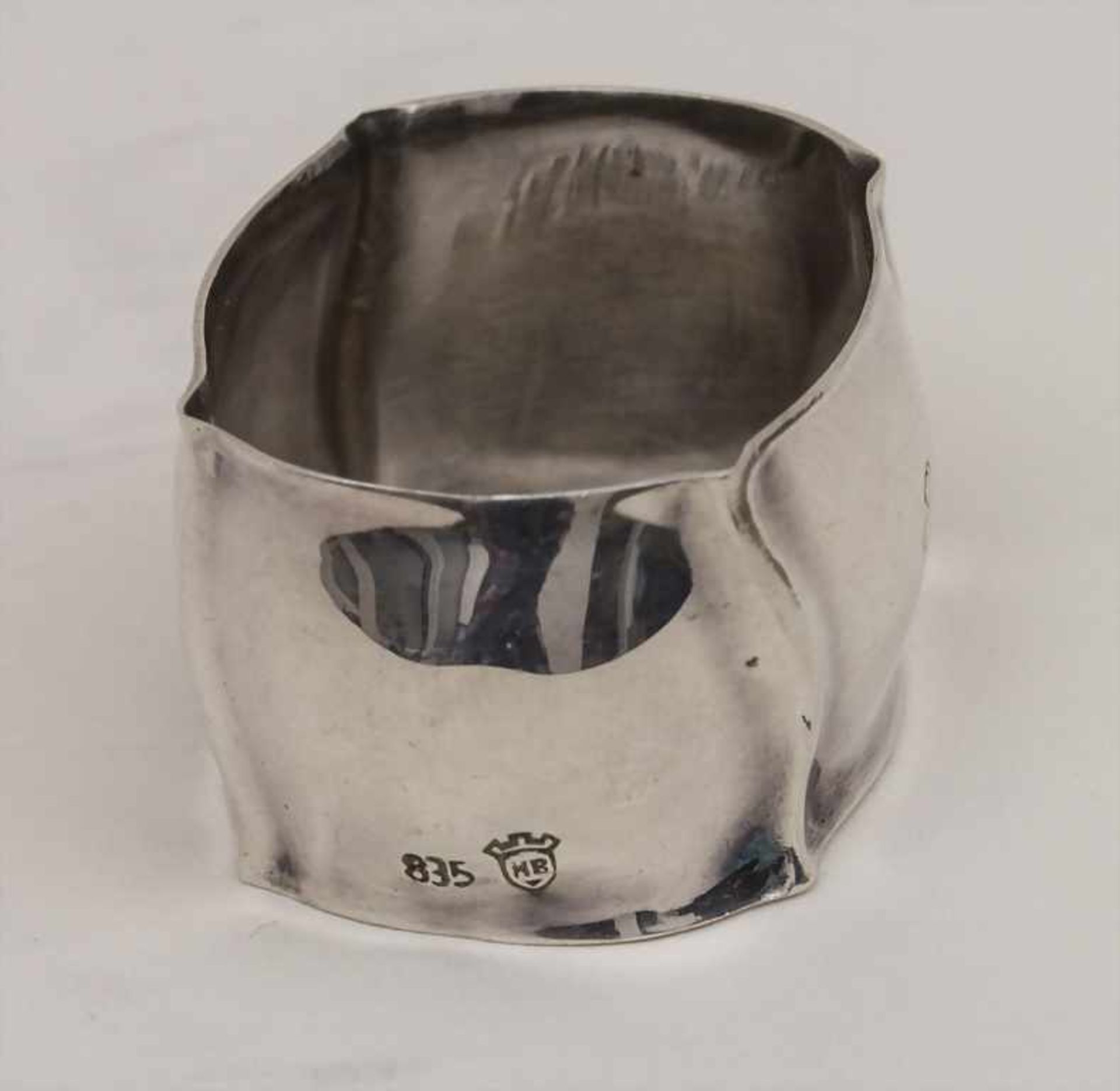 12 Serviettenringe / A set of 12 silver napkin rings, wohl deutsch, 1. Hälfte 20. Jh. Punzierung: - Image 2 of 2