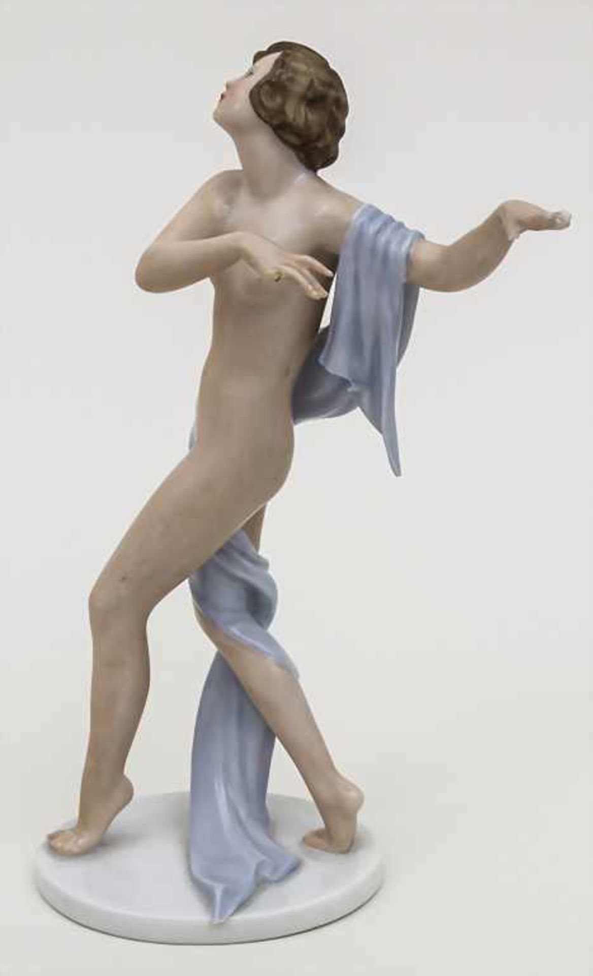 Tänzerin / A dancer, Gustav Oppel, Rosenthal, um 1943 Material: Porzellan, polychrom staffiert, - Image 3 of 6