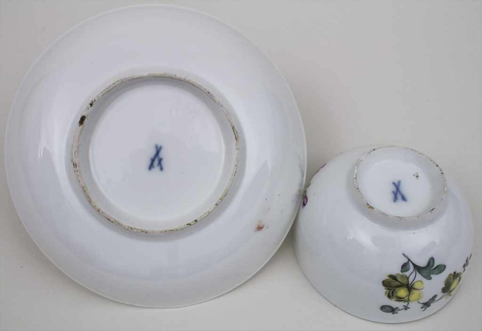 Koppchen mit Unterschale / A cup with saucer, Meissen, um 1760 Material: Porzellan, weiß, - Image 3 of 3