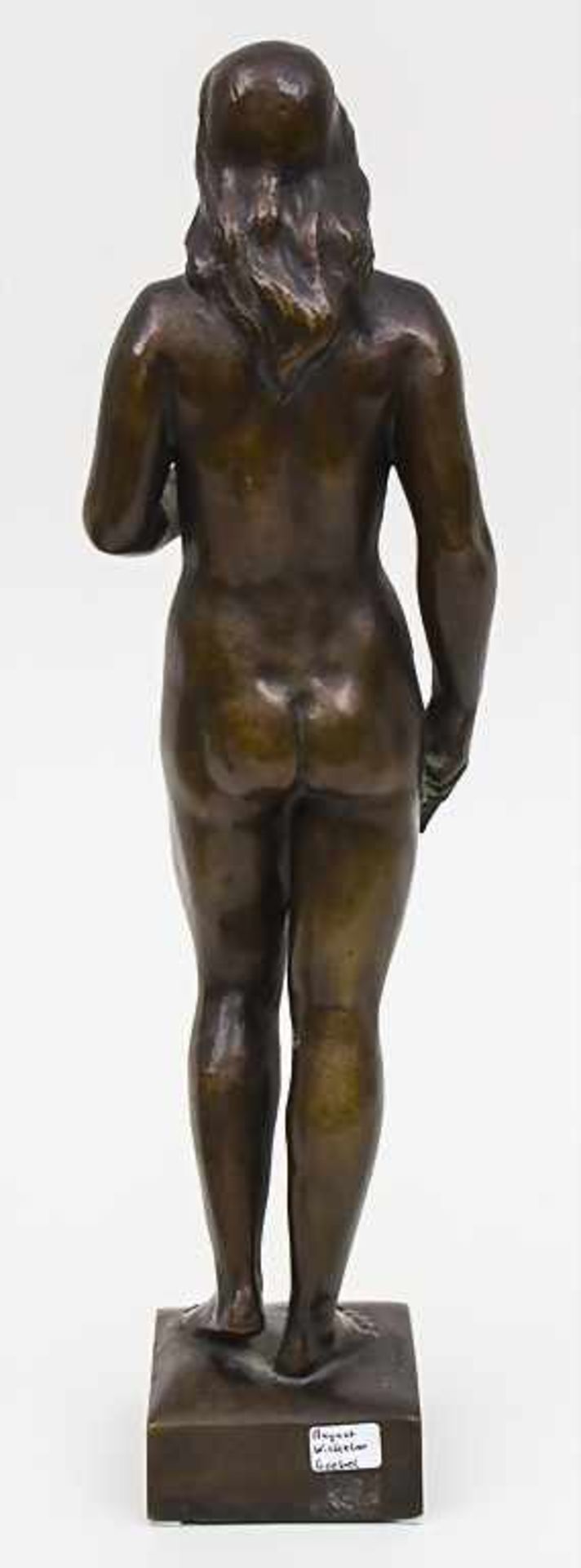 Goebel, August Wilhelm, 'Stehender Frauenakt' / A nude Technik: Bronze, patiniert, stehender - Bild 3 aus 5
