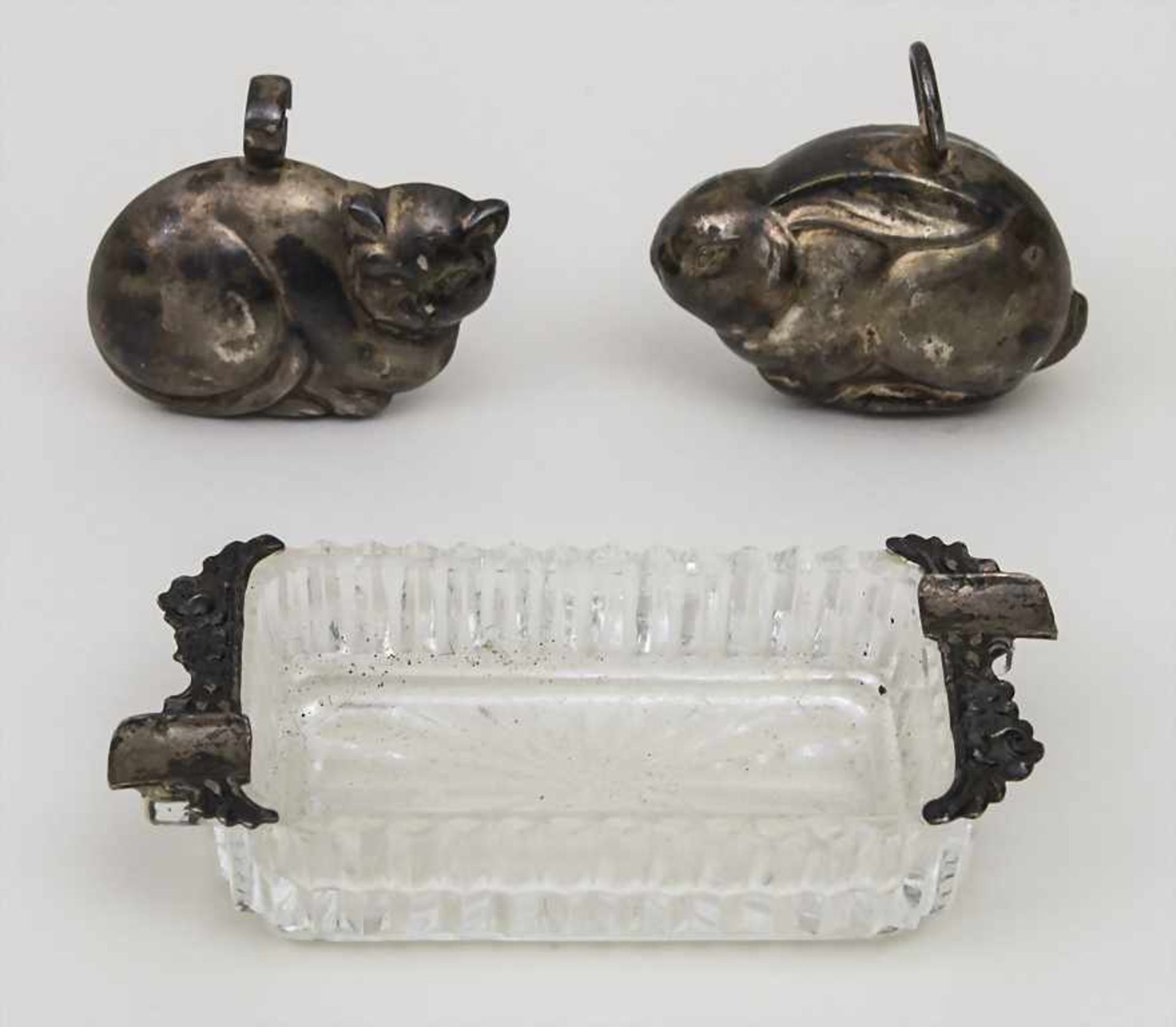 2 figürliche Anhänger für Beißringe / 2 pendants for teething ring, WMF Geislingen, 20. Jh.