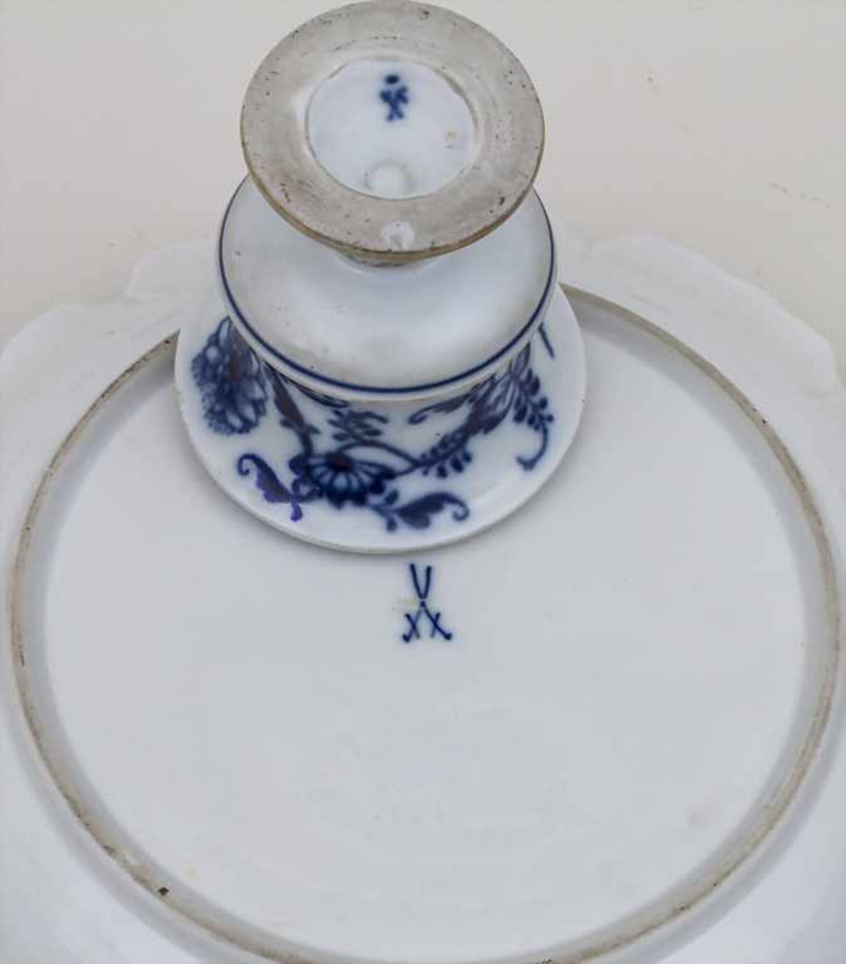 Butterdose und Zahnstocherhalter / A butter bowl and a toothpick stand, Meissen, 19. Jh. Material: - Bild 2 aus 2