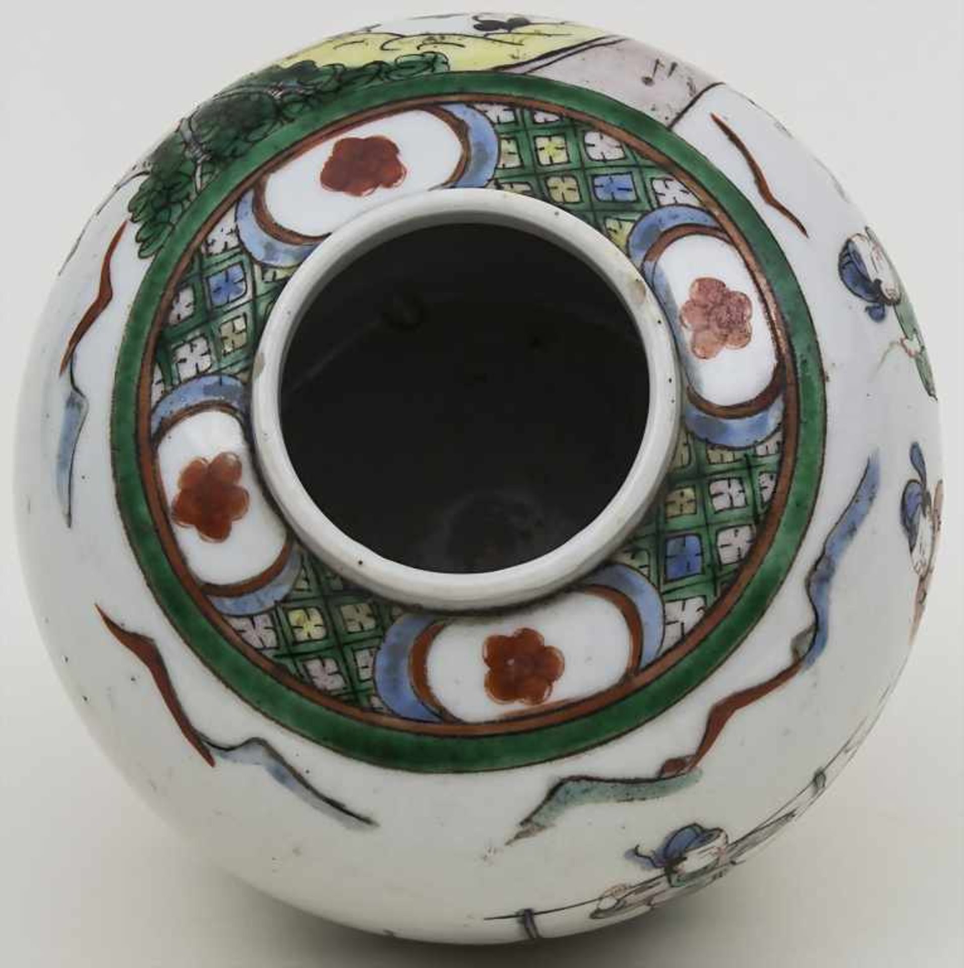 Kleiner Schulter-Ingwer-Topf / A small shoulder-ginger pot, China, um 1900 Material: Porzellan, - Bild 4 aus 4