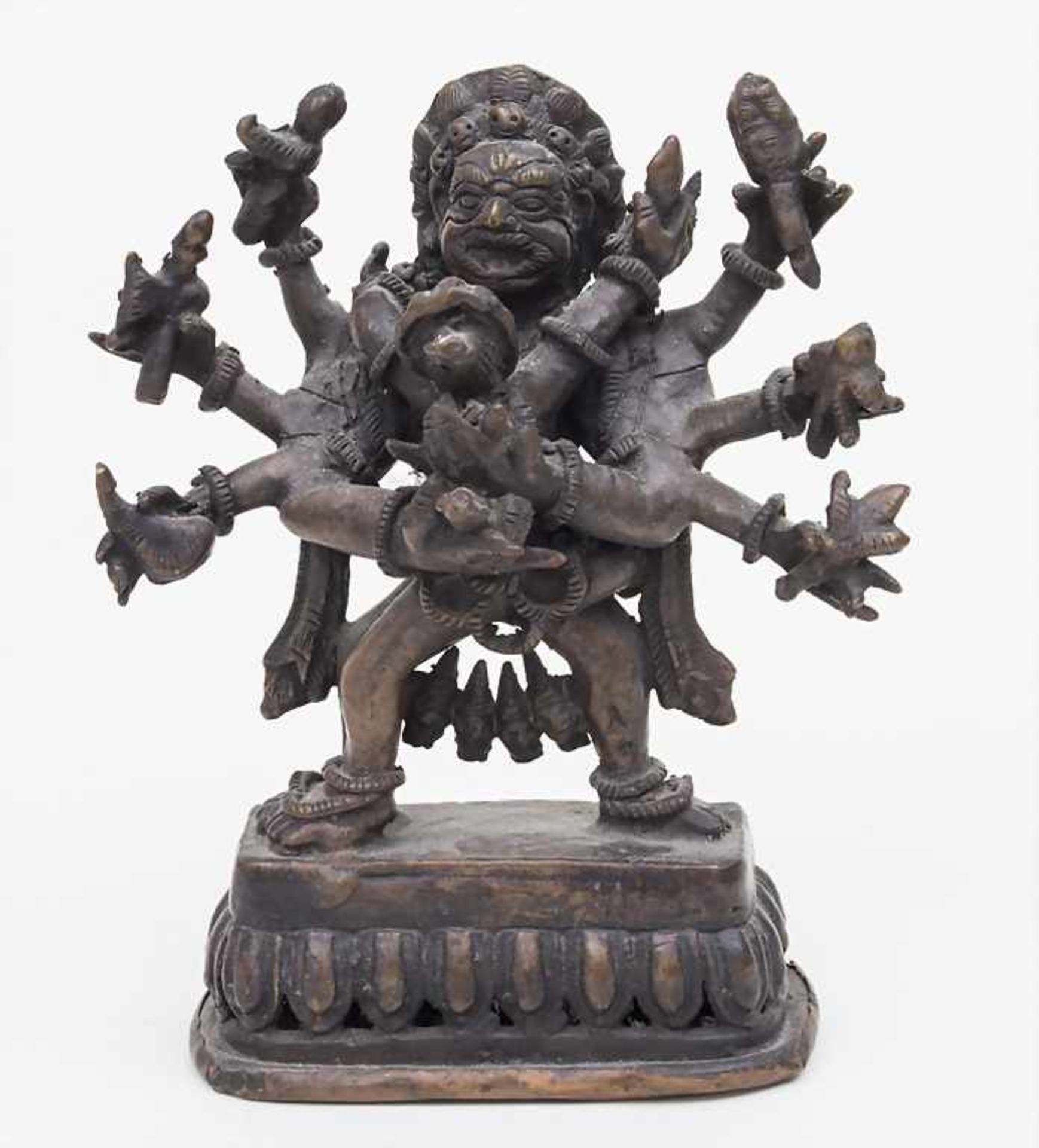 Buddha, Tibet, 20. Jh. Material: Bronze, kupferfarben patiniert, Boden mit Kupferplatte