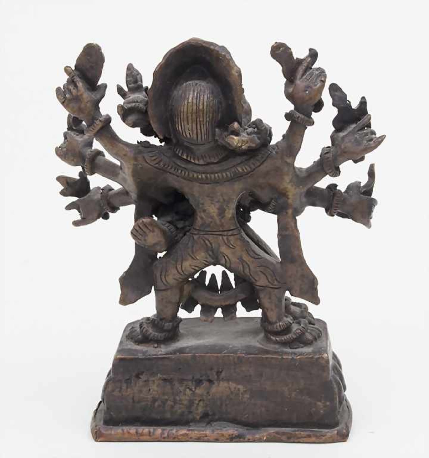 Buddha, Tibet, 20. Jh. Material: Bronze, kupferfarben patiniert, Boden mit Kupferplatte - Bild 2 aus 2
