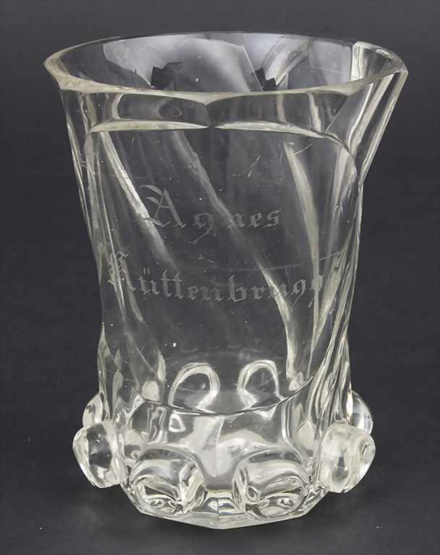 Konvolut 6 Gläser / A set of 6 glasses, 18./19. Jh. Darunter 1 Fußbecher mit Pferdedekor, 1 - Image 3 of 5