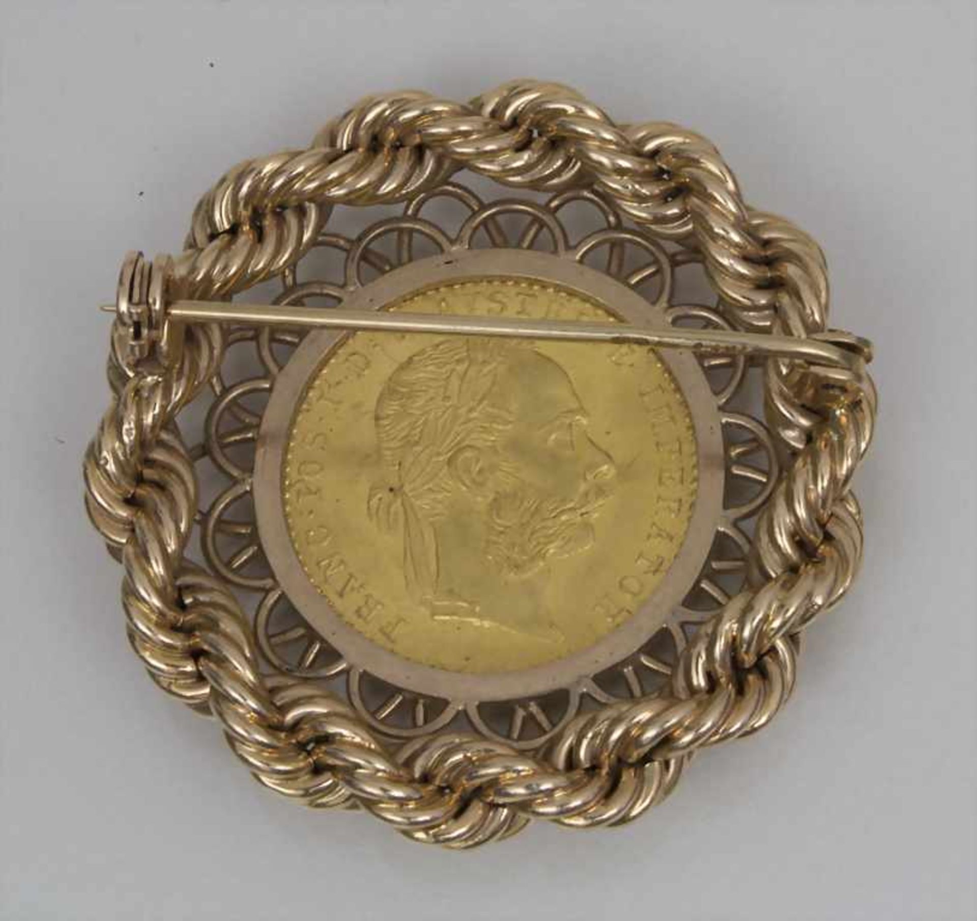 Brosche mit Goldmünze / A brooch with gold coin, Franz I. v. Österreich 1915 Material: - Bild 2 aus 2