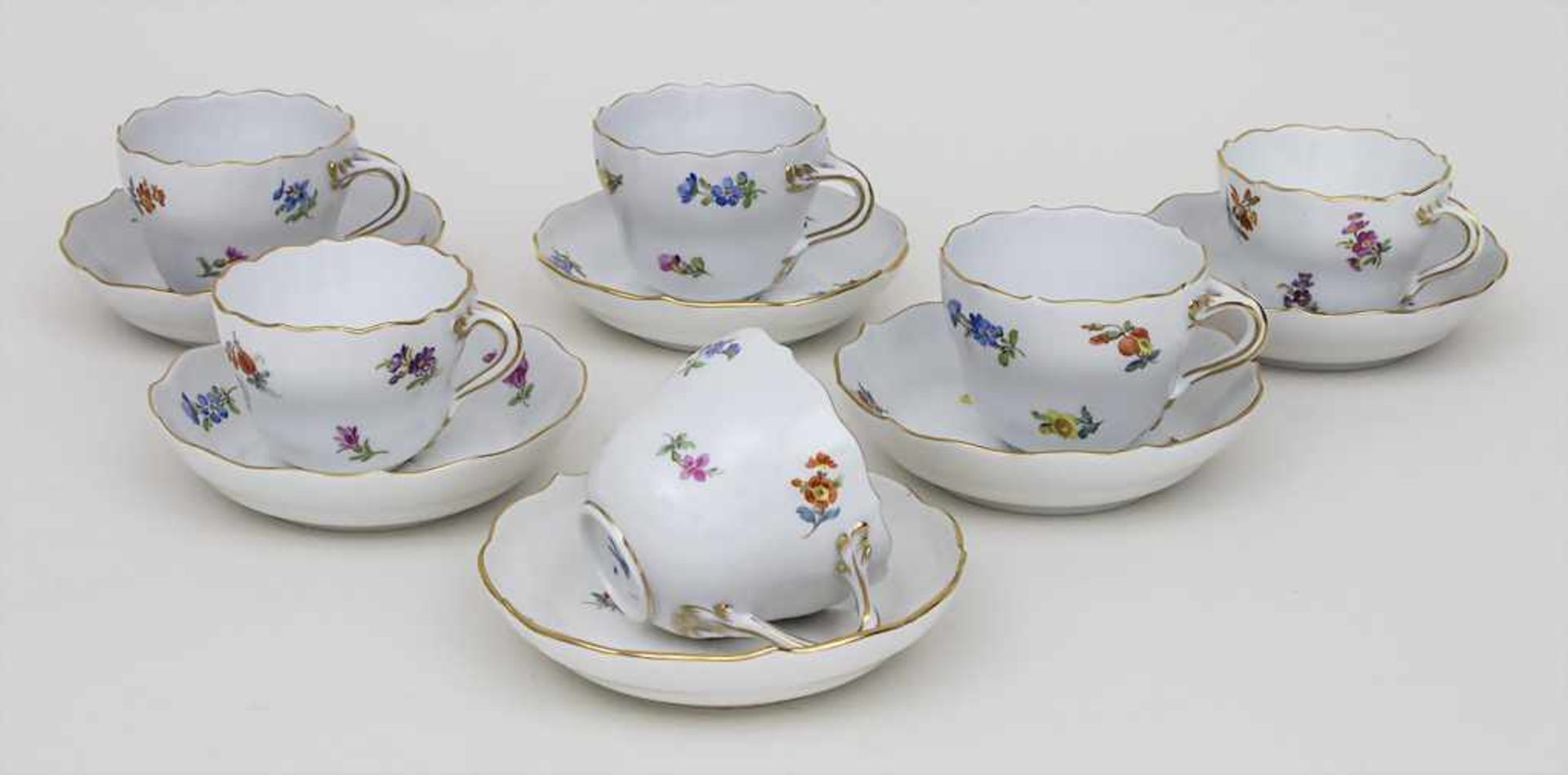 6 Mokkatassen mit UT / A set of 6 mocha cups and saucers, Meissen, Mitte 20. Jh. Material: