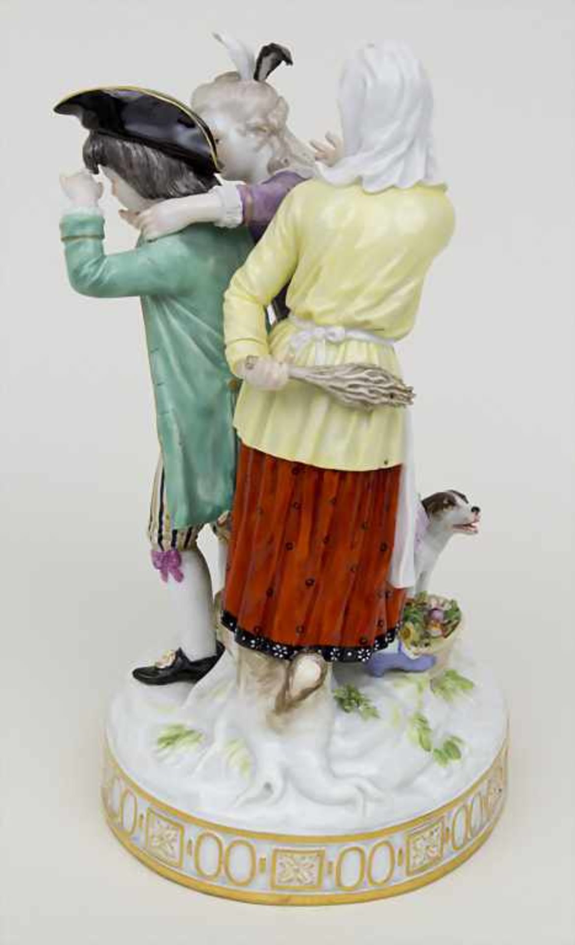 Figurengruppe 'Kinderpaar mit ihrer Mutter' / A figural group '2 children with their mother', Michel - Bild 5 aus 7