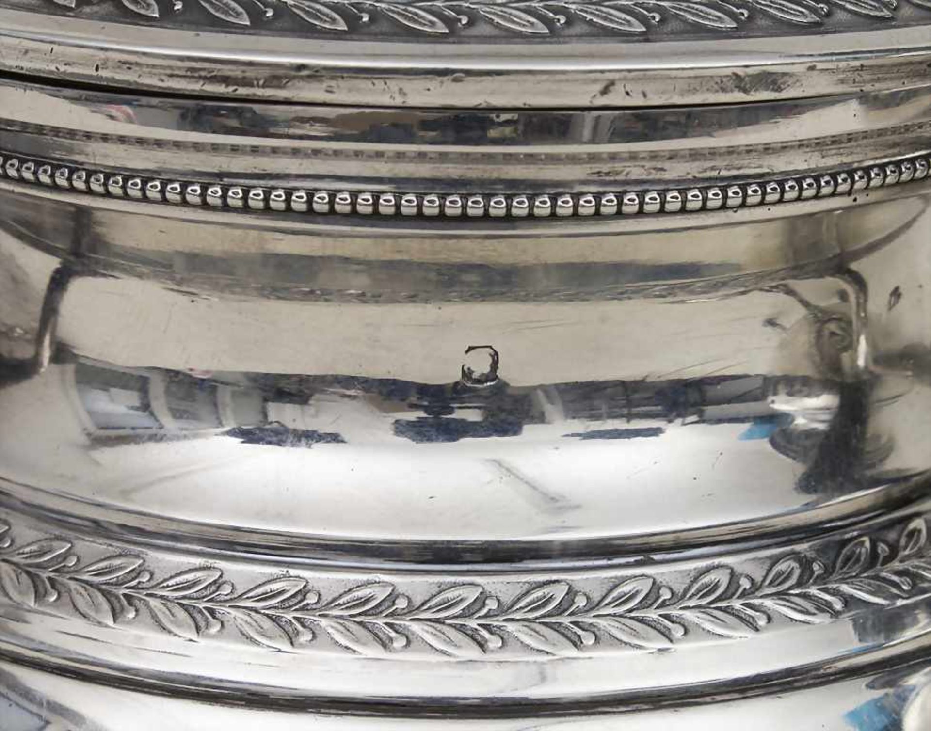 Kaffeekanne und Zuckerdose / A coffee pot with a sugar bowl Material: Silber,Punzierung: Kopf der - Bild 2 aus 6