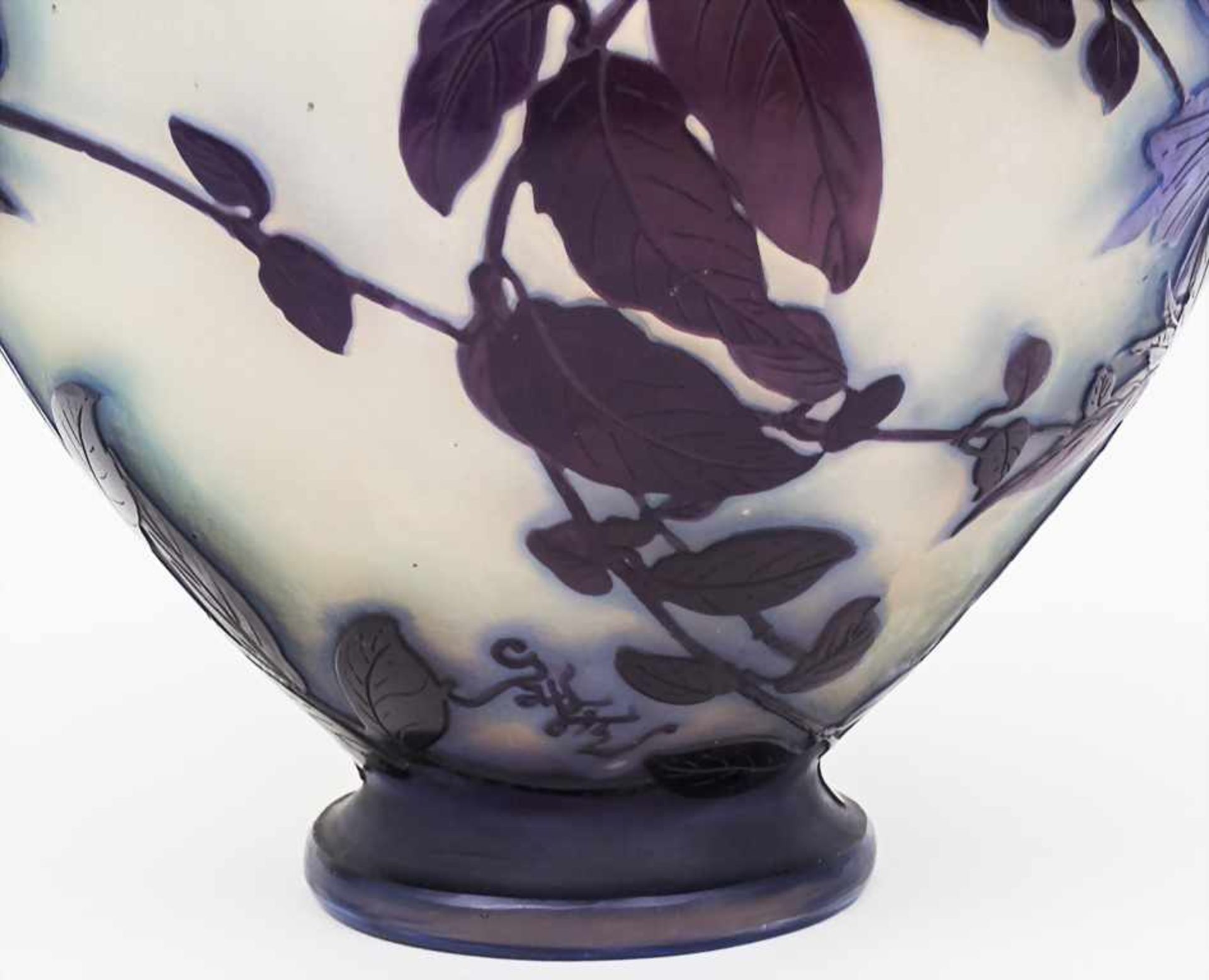 Emile Gallé (1846-1904), Vase mit Blütenzweigen / A vase with flowers, Nancy, um 1900 Material: - Bild 3 aus 4