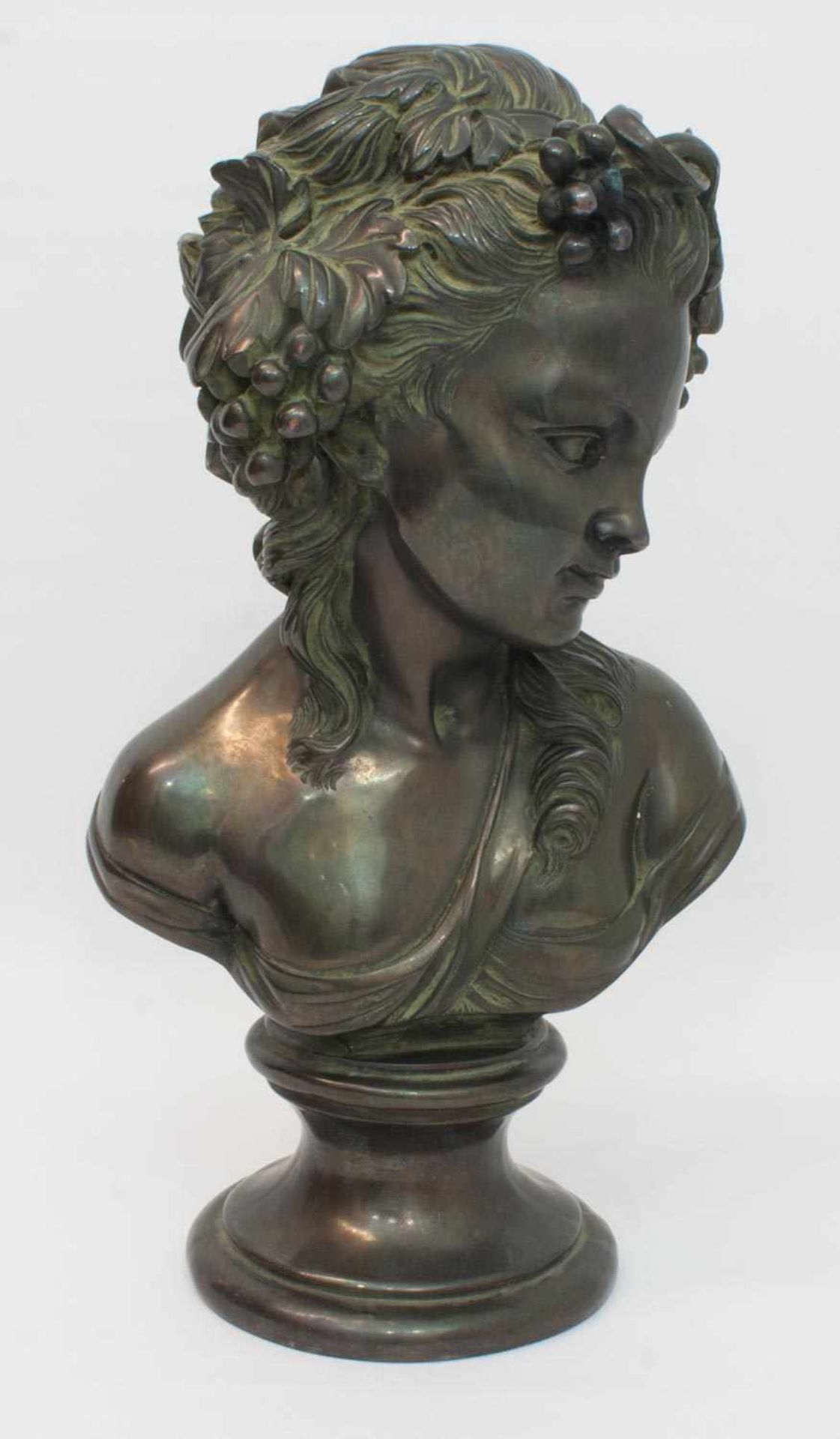 Grinam Niam (französischer Bildhauer des 19./ 20. Jh.) Büste einer jungen Schönheit Weißbronze