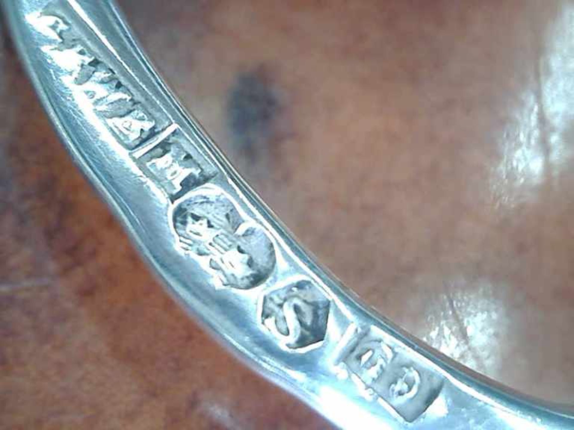 Gebäckzange Schweden, 830er Silber, mit Meistermarken, durchbrochener Rosendekor, L. 13 cm - Bild 2 aus 3