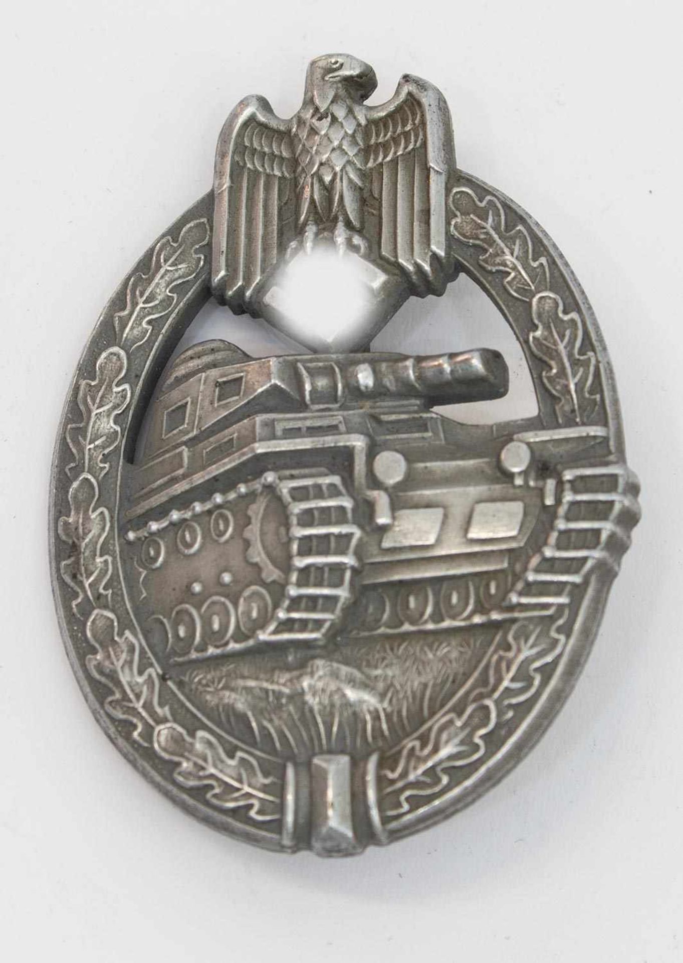 Panzerkampfabzeichen II. WK, in Silber, Feinzink, Hersteller AS, ohne Einsatzzahl