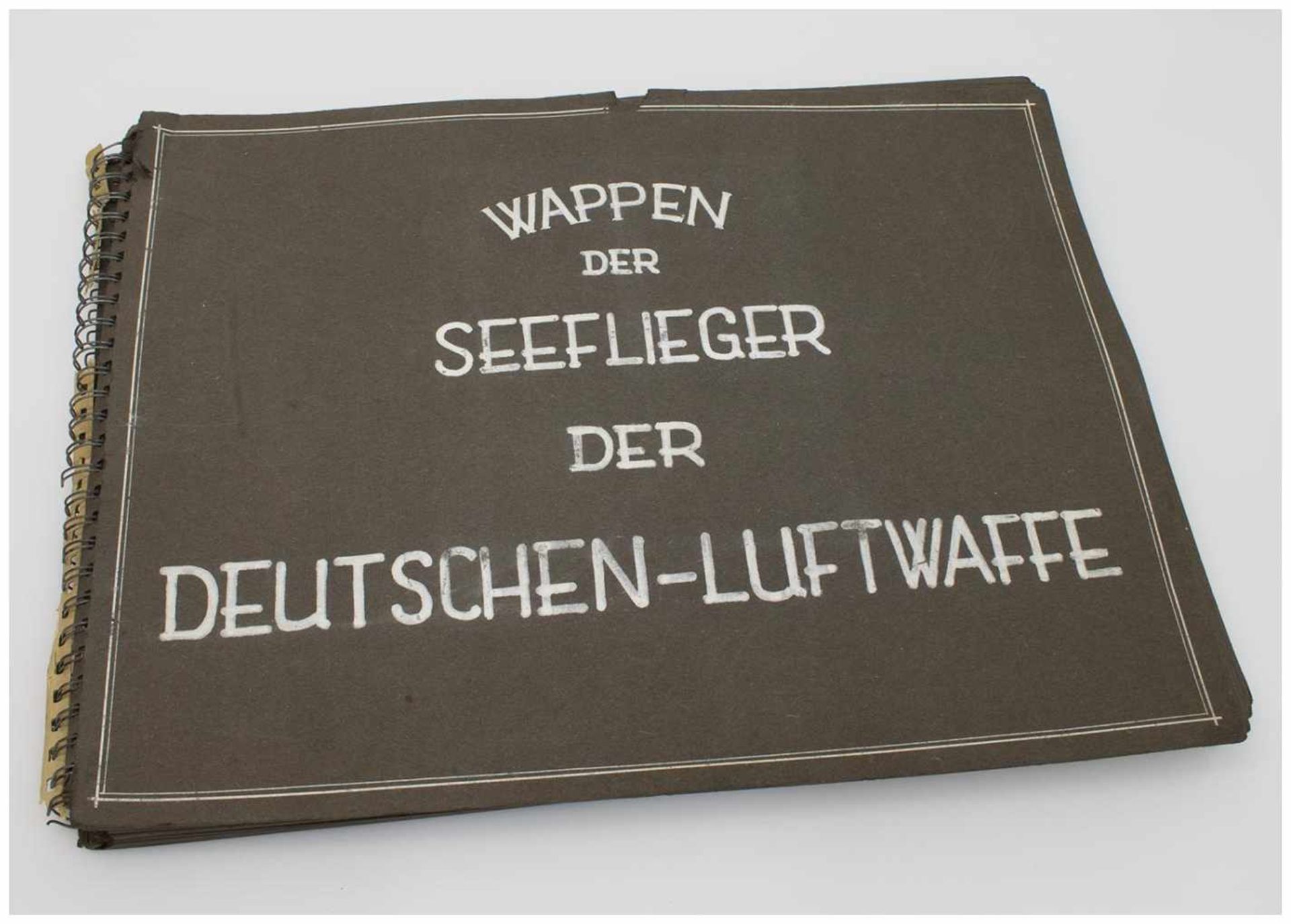 Album "Wappen der Seeeflieger der Deutschen-Luftwaffe", 26 Gouache-Zeichnungen der