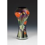 Jugendstil-Vase mit Mohndekor, Poschinger. Signiert "157/I H. 38". Glashüttenwerke Buchenau,