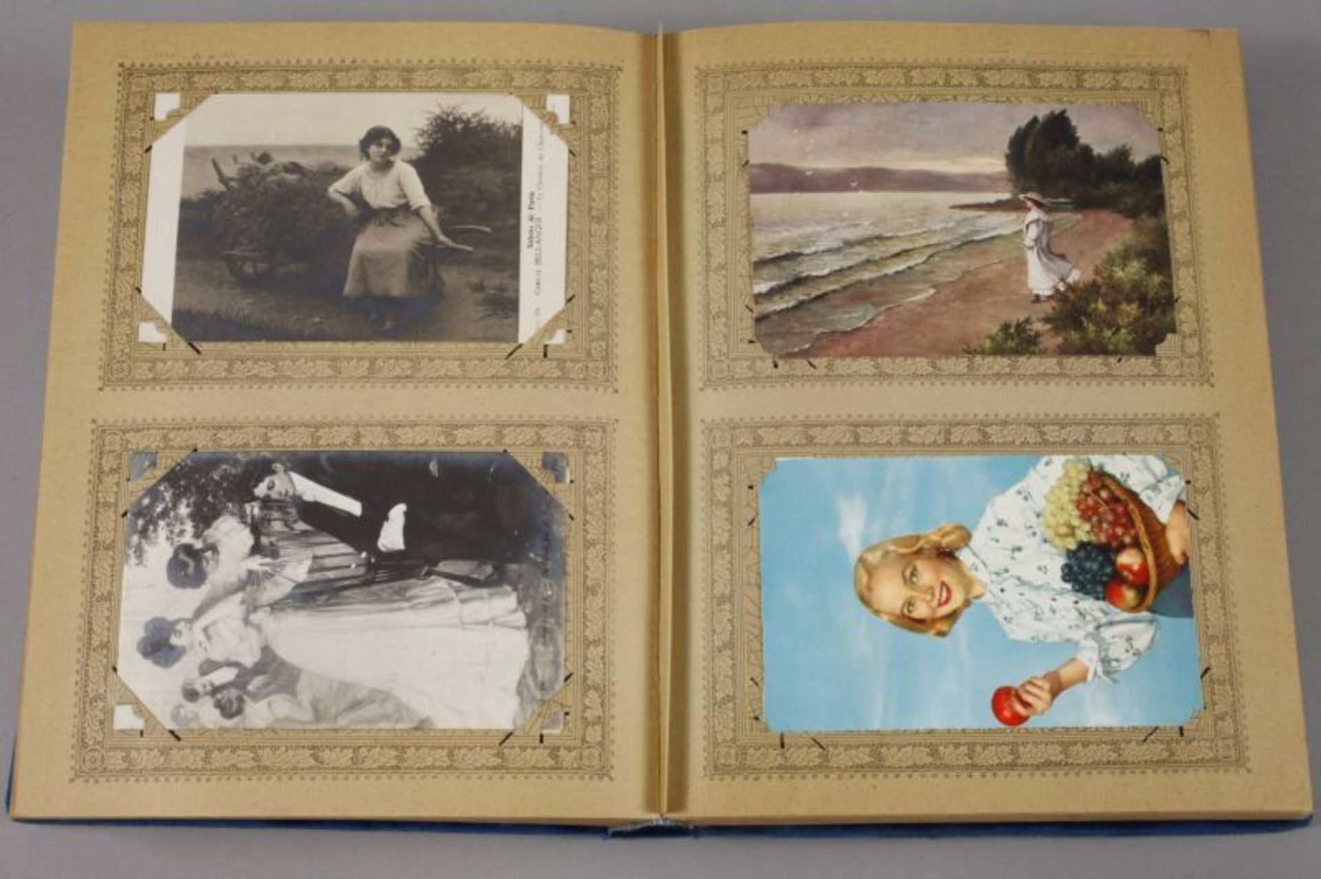 Zwei Postkartenalben Motive/Kitsch Deutschland und Europa, vorw. um 1900 bis 1930er Jahre, ca. 400 - Bild 5 aus 8