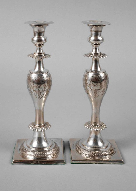 Paar Silberleuchter Breslau Jahresbuchstabe S für 1845, Breslauer Stadtmarke, Meistermarke Carl