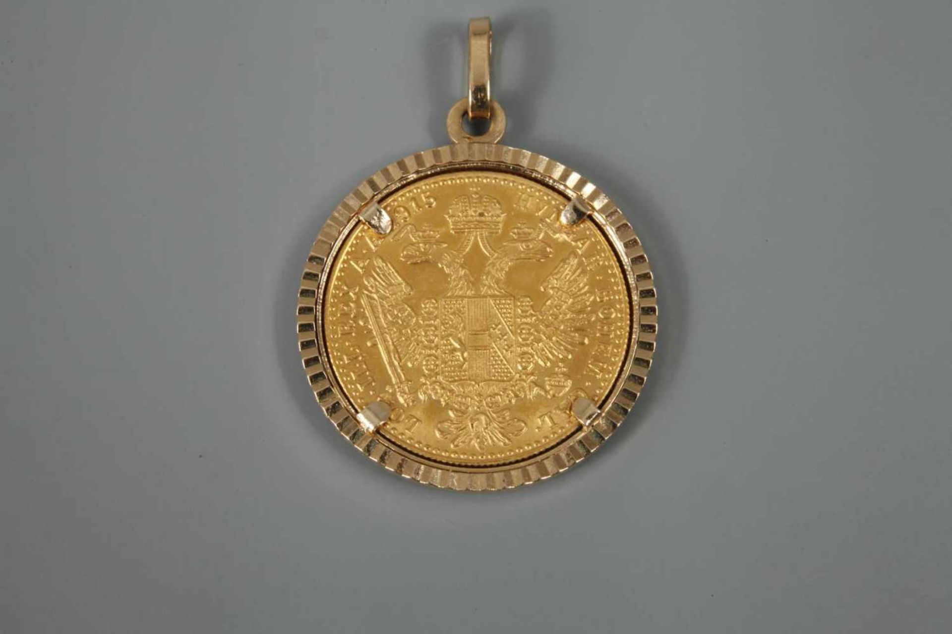 Dukat Österreich ein Dukat Franz Joseph I. 1915, 986er Gold, vz, zu einem goldenen Anhänger gefasst, - Bild 3 aus 3