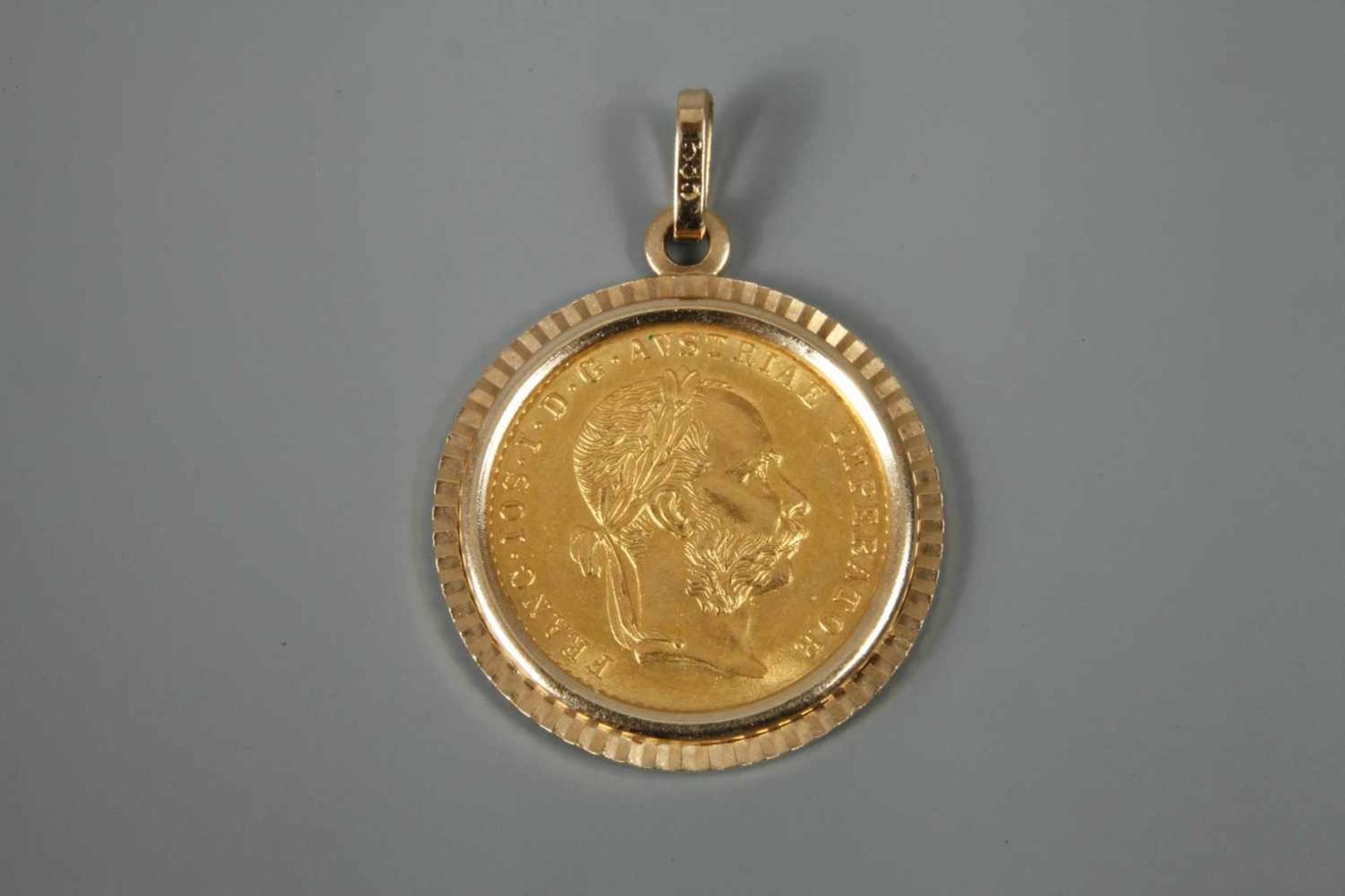 Dukat Österreich ein Dukat Franz Joseph I. 1915, 986er Gold, vz, zu einem goldenen Anhänger gefasst, - Bild 2 aus 3