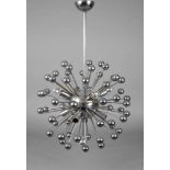 Designdeckenlampe 1970er Jahre, sogenannte Sputniklampe, verchromtes kugelförmiges Gestell mit