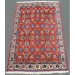Weramin "Schah Abbas" - Teppich. Iran, alt, um 1930. 325 cm x 215 cm. Handgeknüpft. Wolle auf