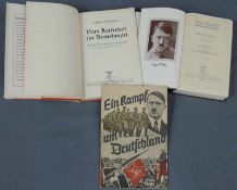 "Mein Kampf". "Ein Kampf um Deutschland". Jeweils von A. Hitler. Dazu "Vom Kaiserhof zur