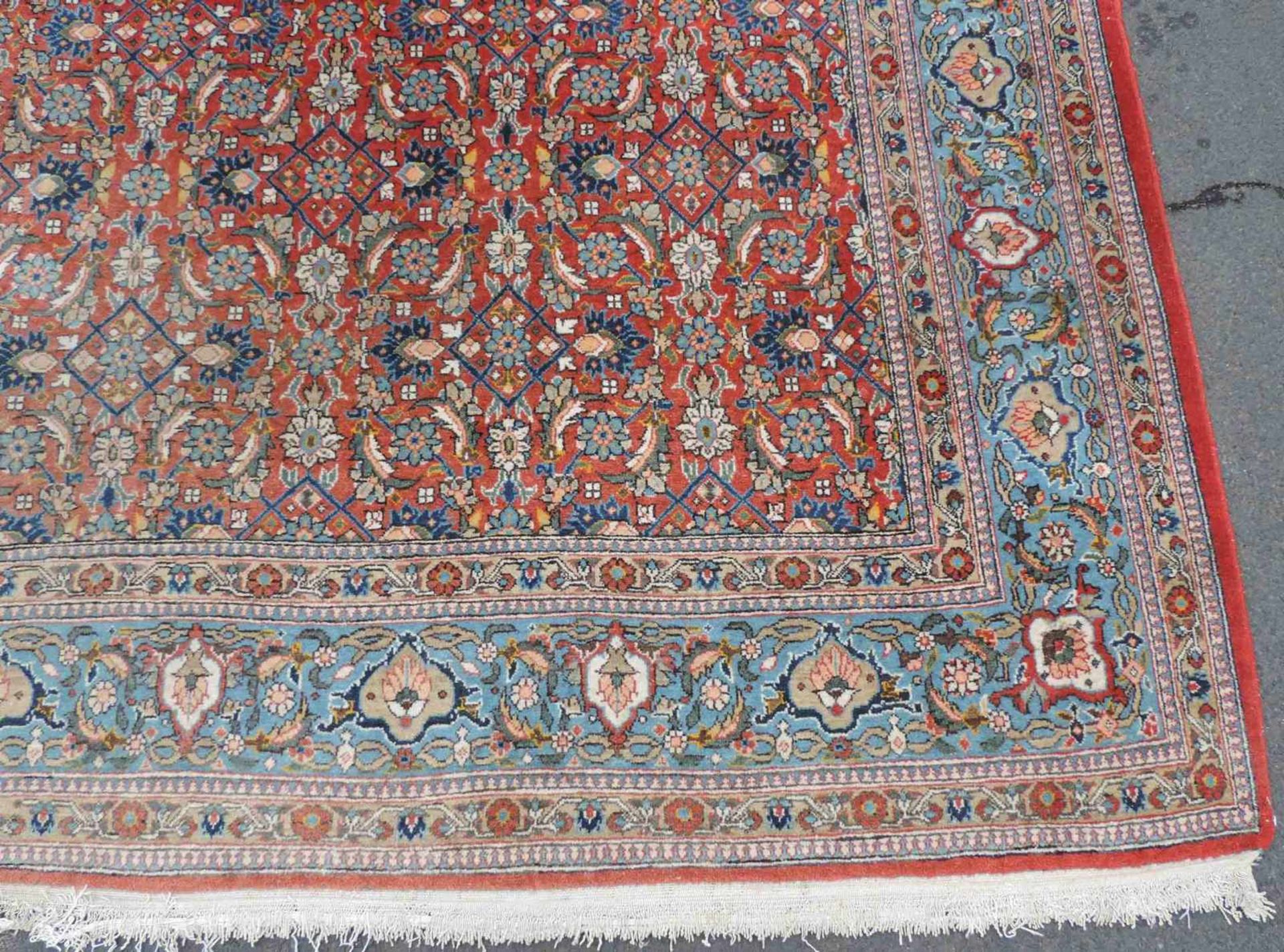 Keschan Manufakturteppich. Iran. Durchgemustert. 345 cm x 237 cm. Handgeknüpft. Wolle auf Baumwolle. - Bild 3 aus 8