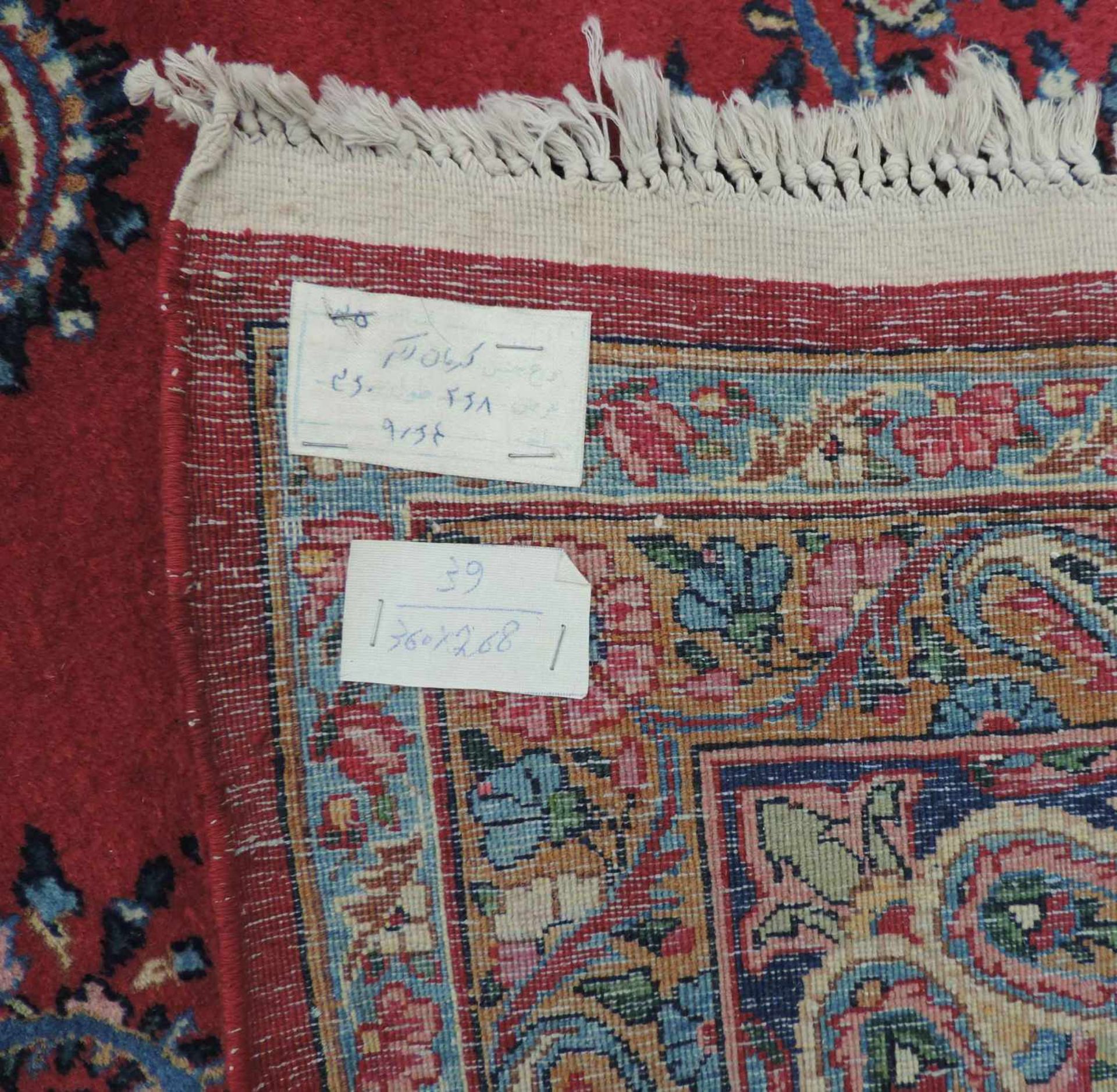 Kirman Korkwolle. Teppich, Iran, alt, Mitte 20. Jahrhundert. 370 cm x 268 cm. Handgeknüpft. - Bild 7 aus 8