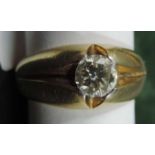 Diamant Solitär Brillant Gold 585 Ring. Wohl 0,75 Karat. Der Stein hat einen Durchmesser von circa